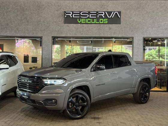 RAM RAMPAGE 2.0 HURRICANE 4 TURBO GASOLINA R/T 4X4 AUTOMÁTICO